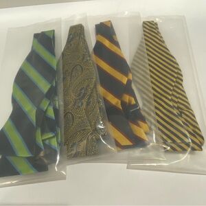 Lot of 4 Bow Tie Club Bow Ties American Made Silk Striped Paisley Various Colors